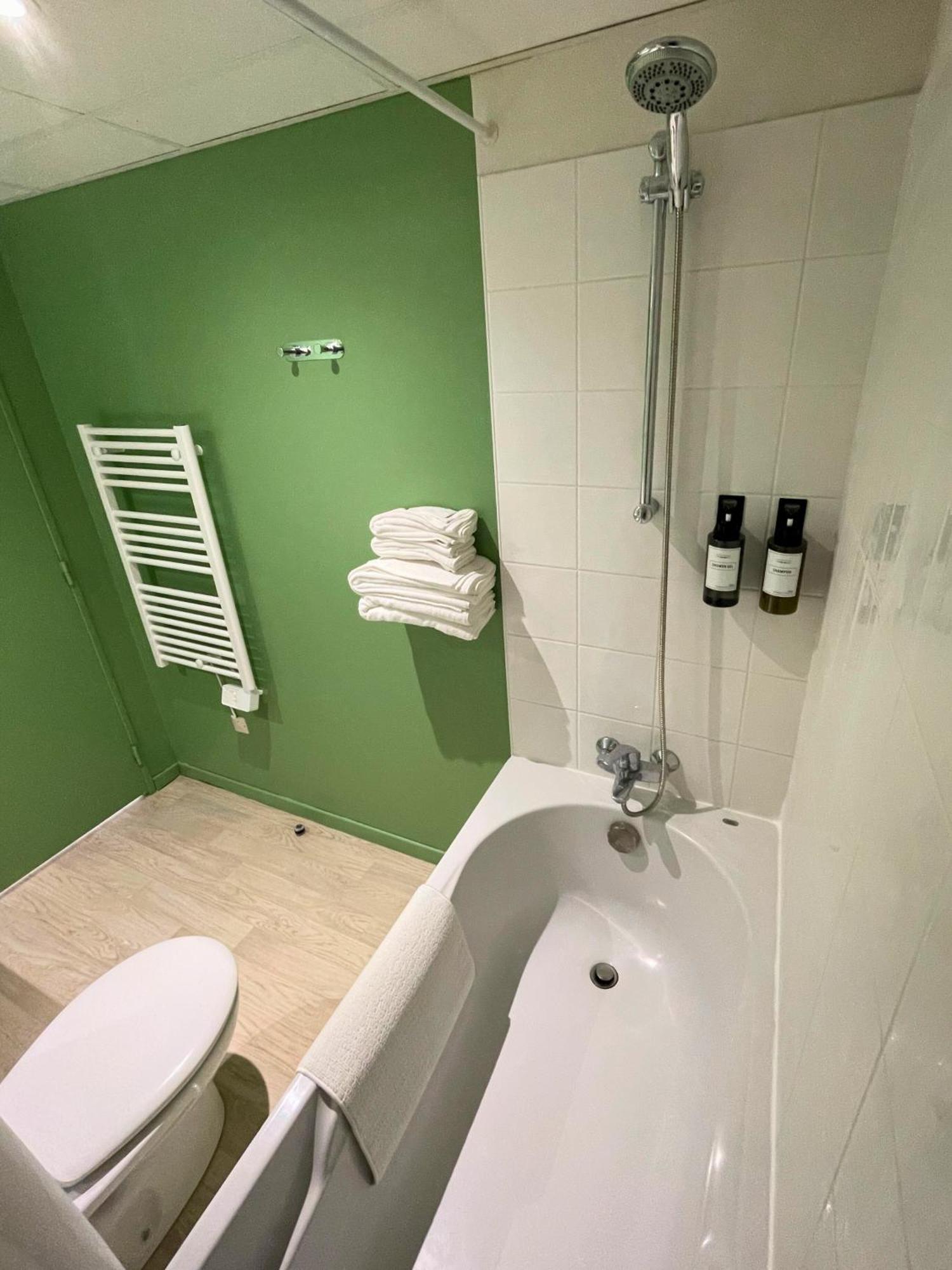Apartament Boudoir - Clim-Wifi-Twin-Gare Lourdes Zewnętrze zdjęcie