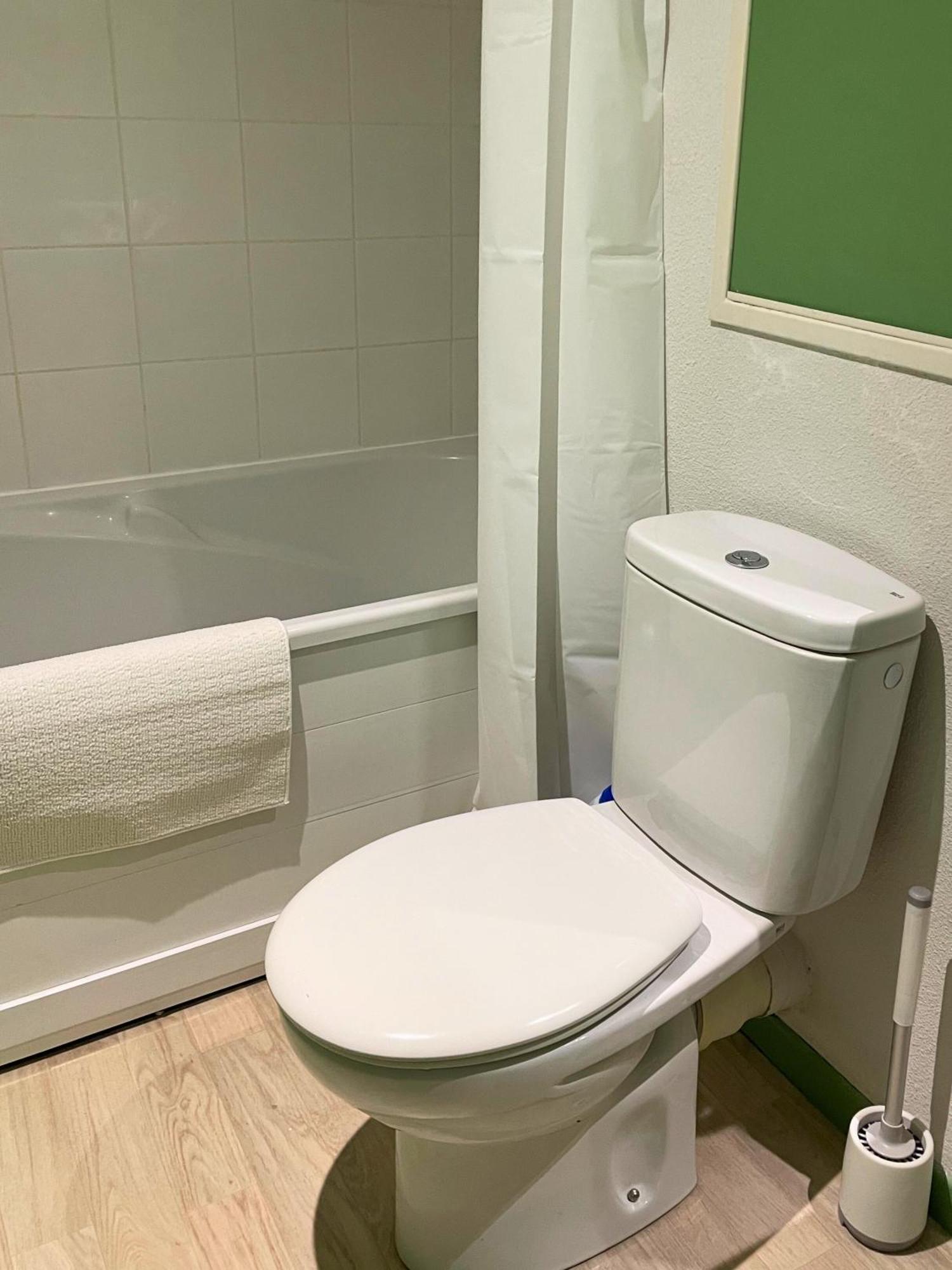 Apartament Boudoir - Clim-Wifi-Twin-Gare Lourdes Zewnętrze zdjęcie